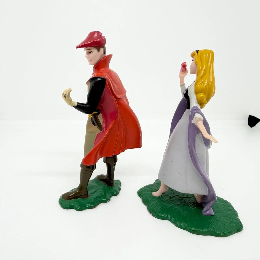 Disney Sleeping Beauty AURORA BRIAR ROSE & PRINCE PHILLIP Figures Cake Toppers